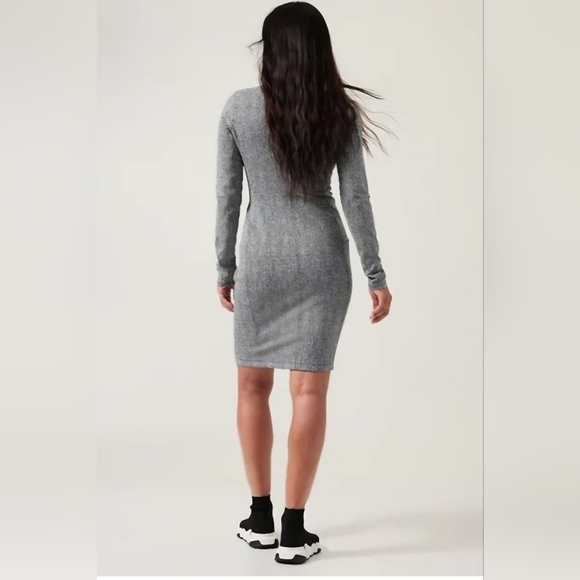 Athleta Delancy Textured Dress Size SP - Picture 10 of 10
